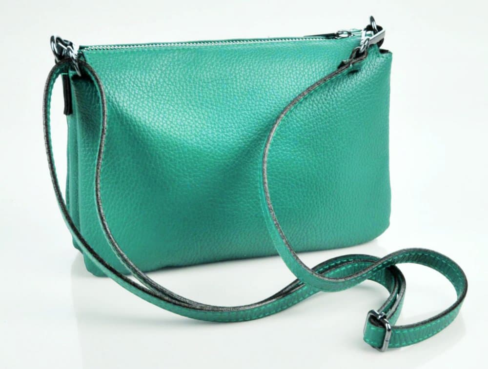 Menší kožená crossbody kabelka 5474 tyrkys 6