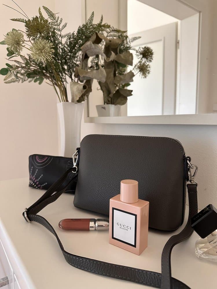 MaxFly dámská kožená kabelka crossbody 5232 šedá 6