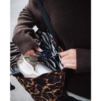 Kabelka přes rameno Herschel Classic Tote - Digi Leopard Light 2