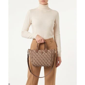 Kabelka Guess TWNB2168019LATTE 2